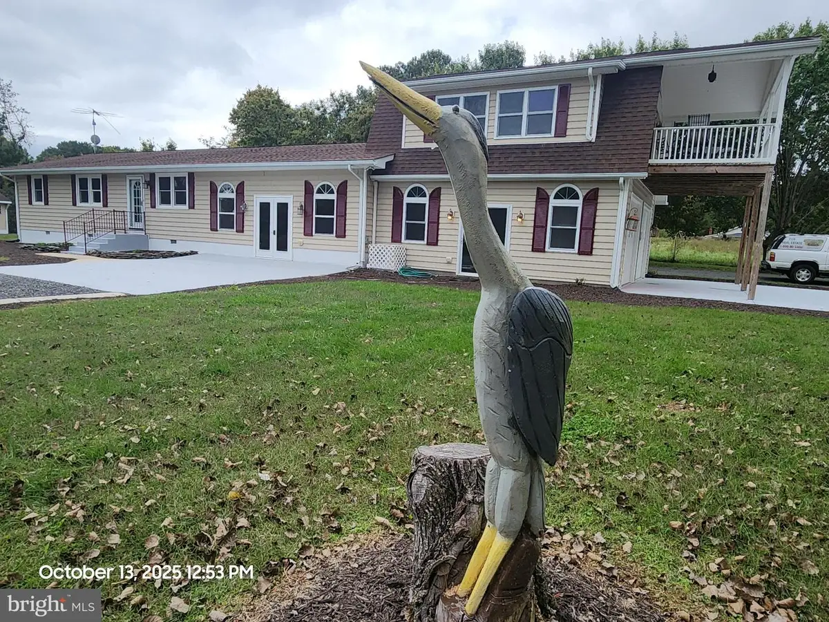 21210 Bernie Lawrence Ln, Abell, MD 20606 - Image #1