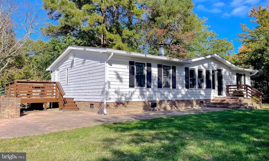 22489 Wainwright Ct, California, MD 20619 - Image #2