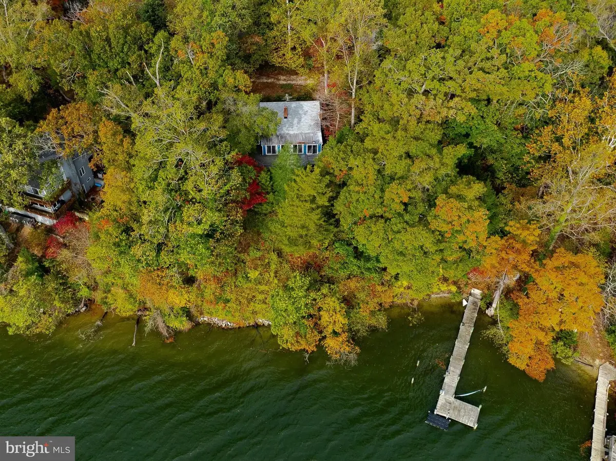 43979 Drum Cliff Rd, Hollywood, MD 20636 - Image #1