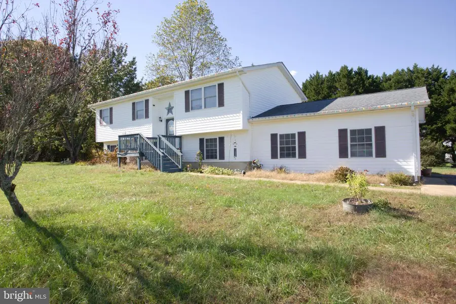 43722 Martin Ln, Hollywood, MD 20636 - Image #2