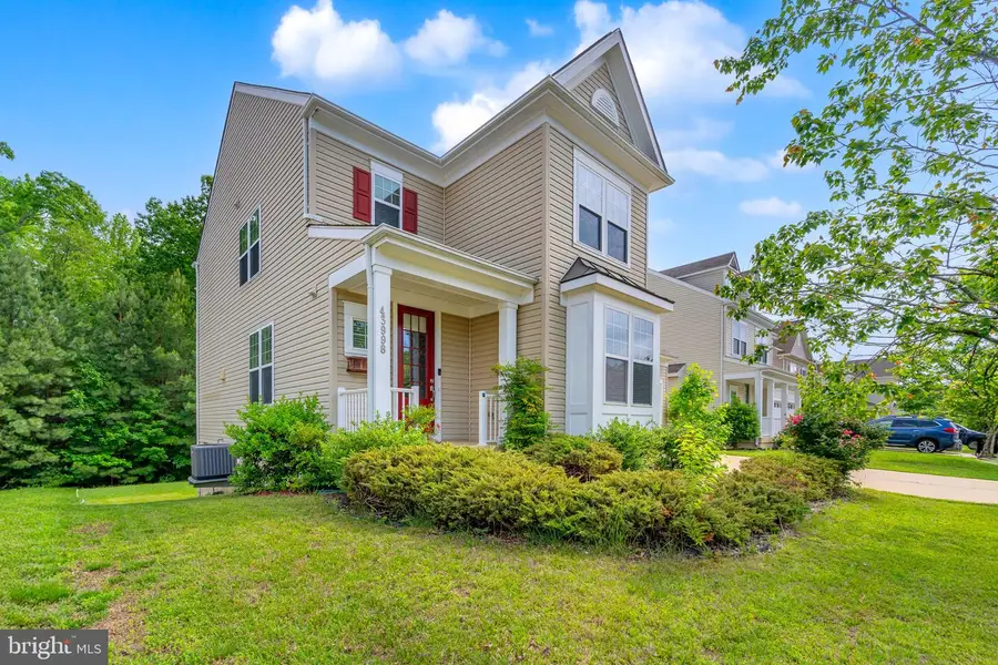 43998 Swift Fox Dr, California, MD 20619 - Image #2