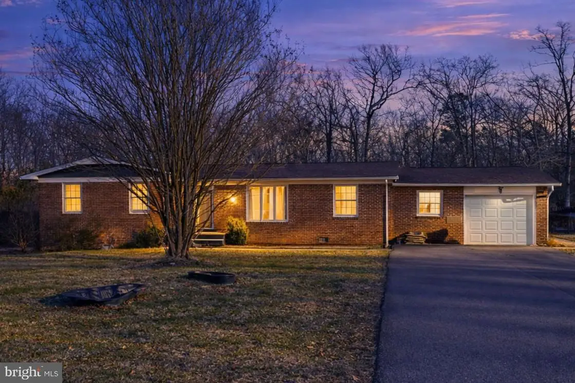 22628 Joan Dr, California, MD 20619 - Image #1