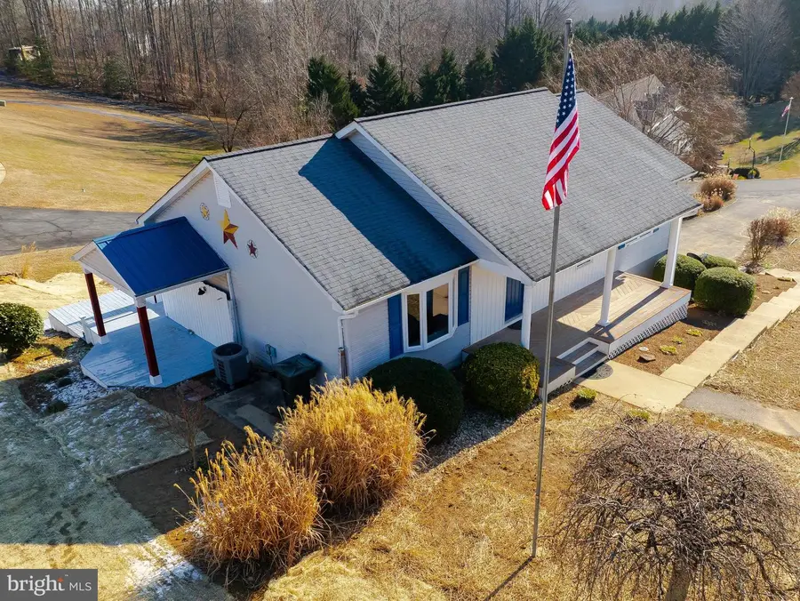 28990 Shannon Ct, Mechanicsville, MD 20659 - Image #2