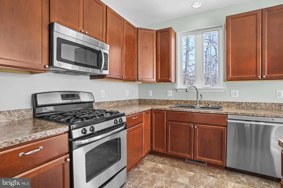 45630 Catalina Ln, California, MD 20619 - Image #2