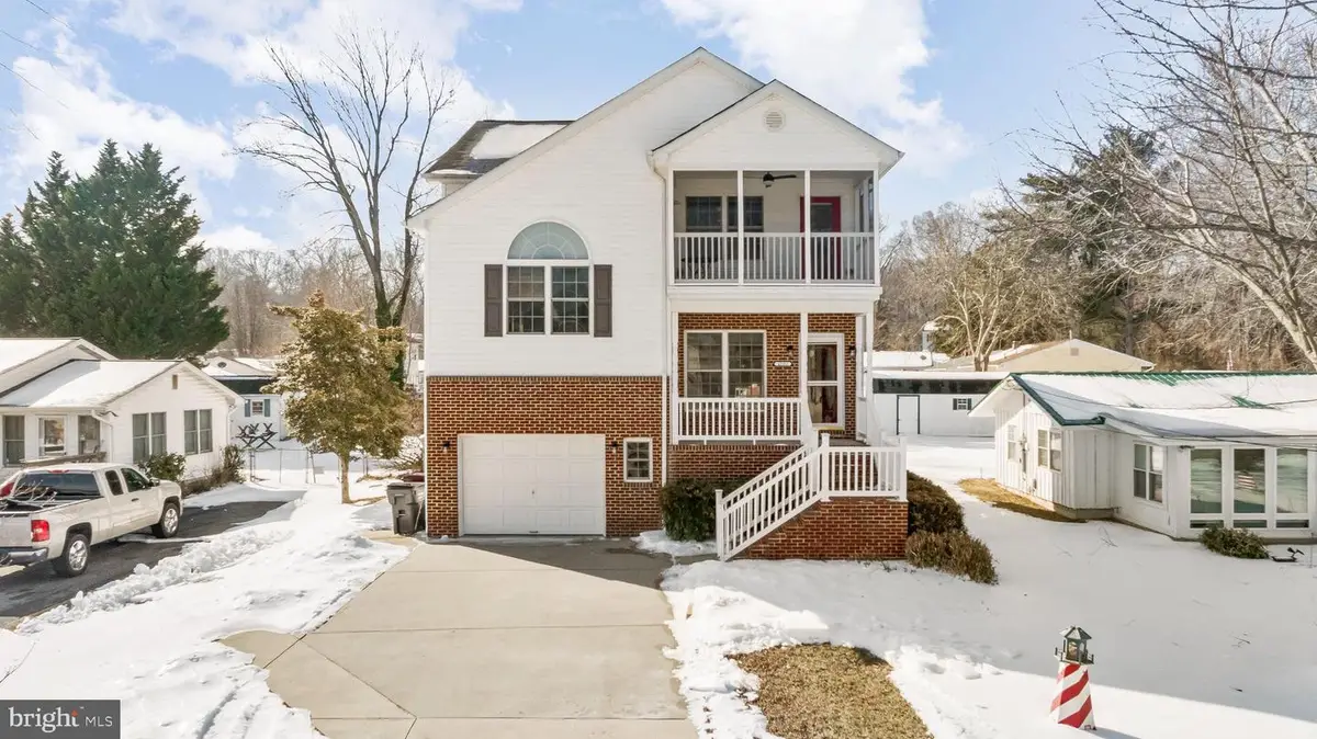 42161 Patuxent Dr, Mechanicsville, MD 20659 - #1