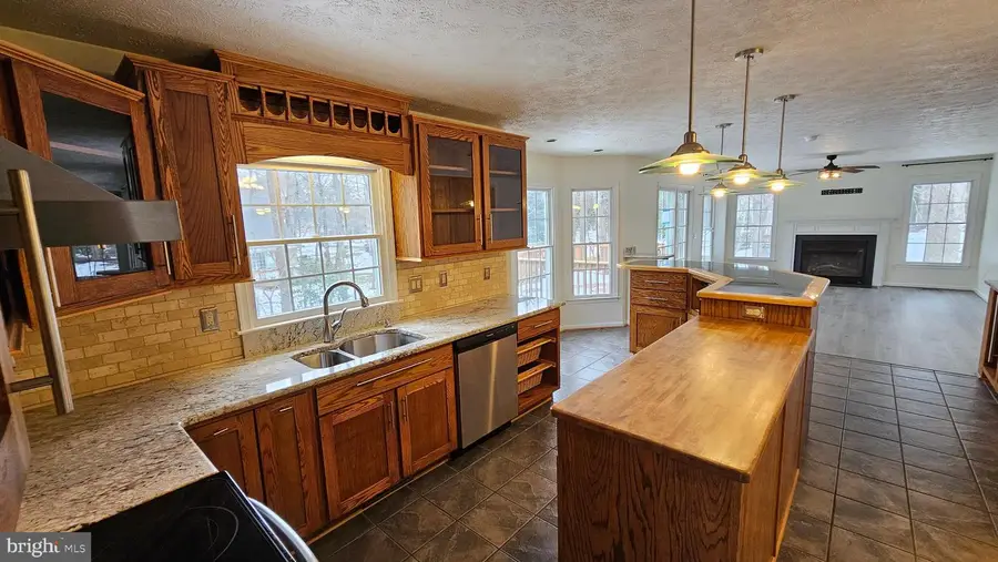 23188 Cherry Hill Ct, California, MD 20619 - #3