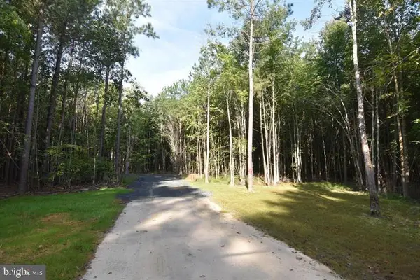 18465 Cherryfield Rd, DRAYDEN, MD 20630