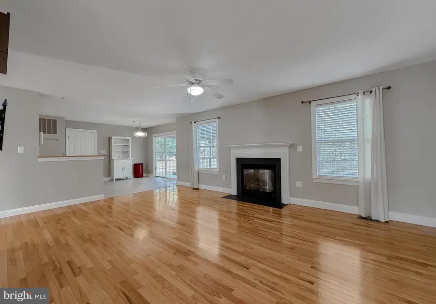 22055 Long Bow Dr, California, MD 20619 - #3