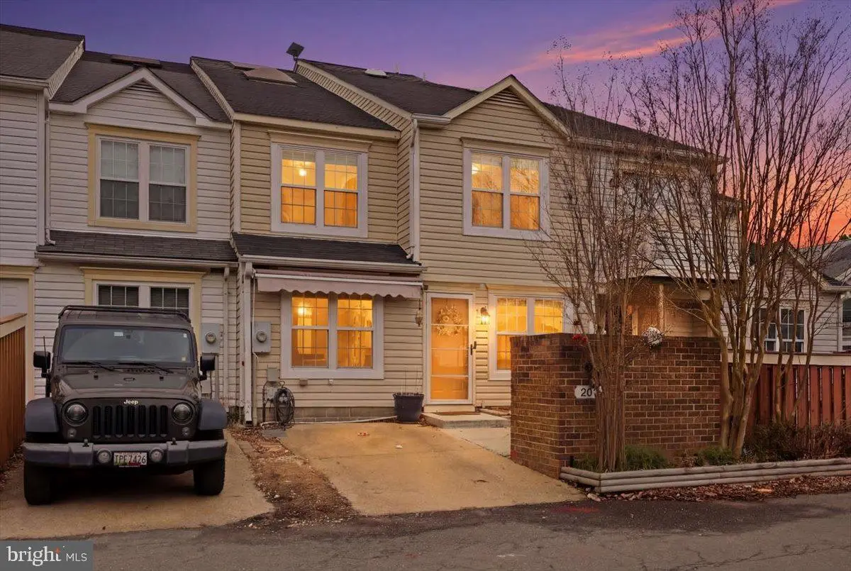 46351 Columbus Dr #207, Lexington Park, MD 20653 - #1