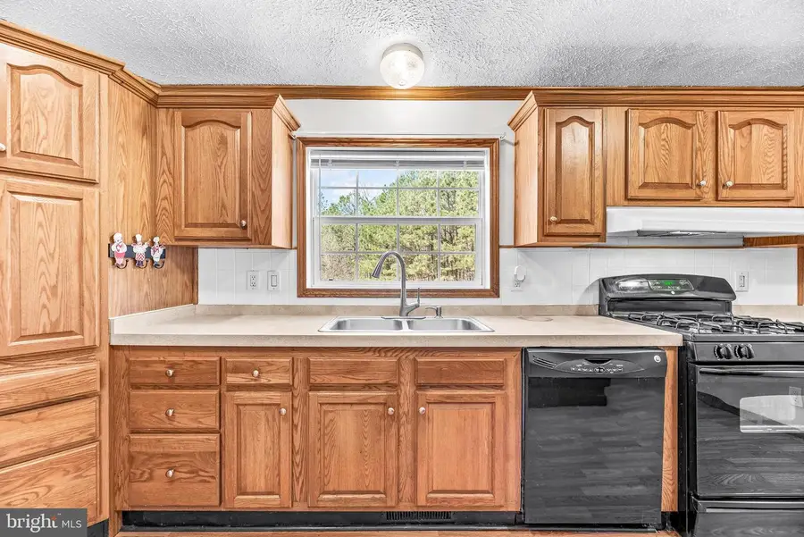 18690 Saint Jeromes Neck Rd, Dameron, MD 20628 - #3