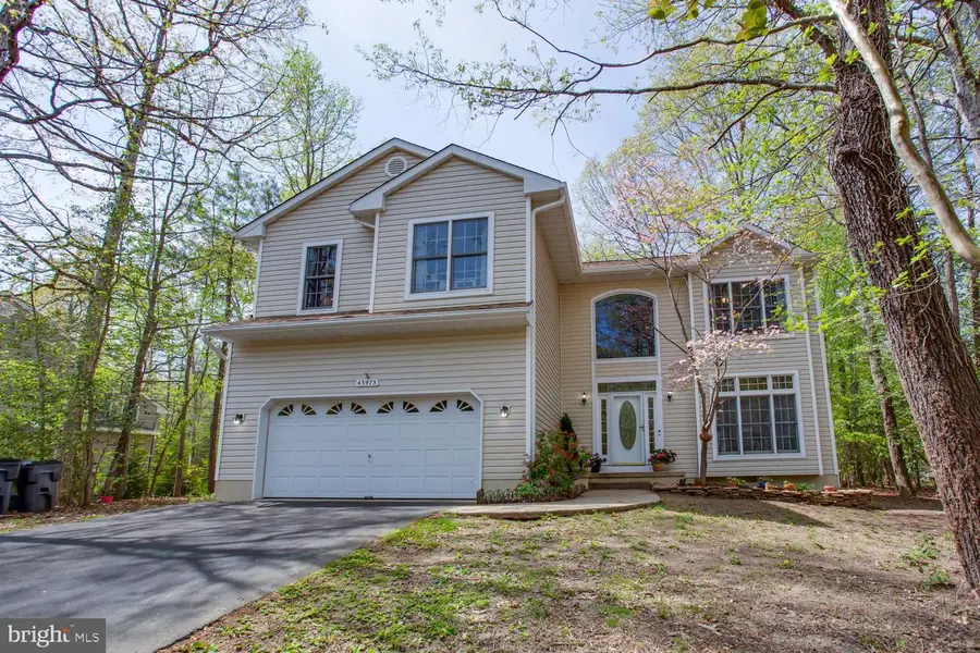 43975 Hedgewood Ln, California, MD 20619 - #2