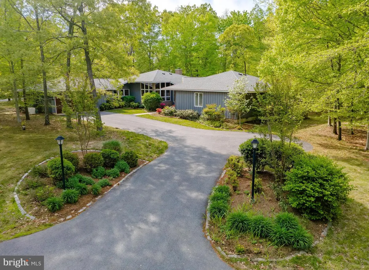 41249 Brenda Ct, Leonardtown, MD 20650 - #1