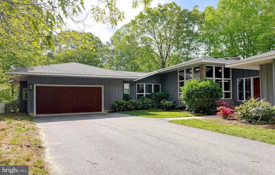 41249 Brenda Ct, Leonardtown, MD 20650 - #3