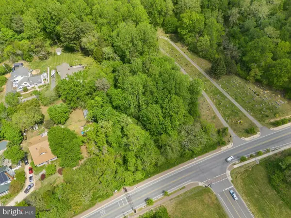 41708 Fenwick St, LEONARDTOWN, MD 20650