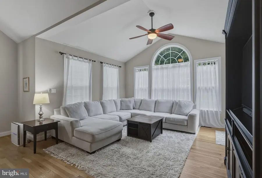 23455 Canna Ct, California, MD 20619 - #3