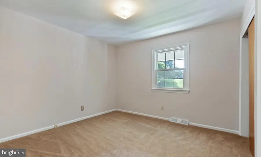 30235 Huntt Rd, Mechanicsville, MD 20659 - #3