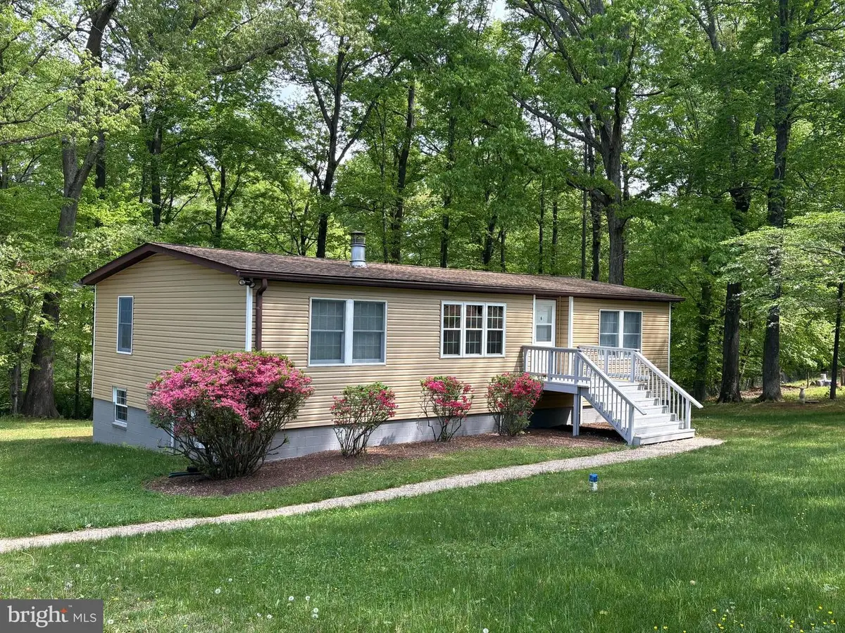 26864 N Oak Ridge Dr S, Mechanicsville, MD 20659 - #1
