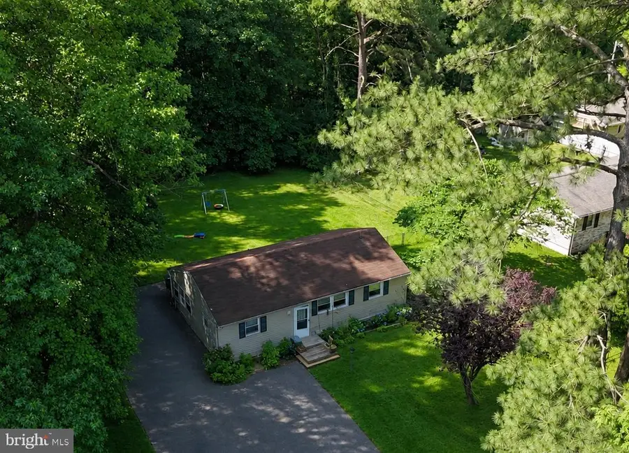 40067 Dockser Dr, Mechanicsville, MD 20659 - #2