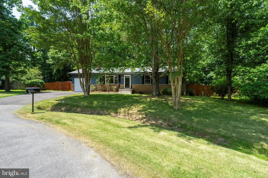 21655 Defender St, Lexington Park, MD 20653 - #3