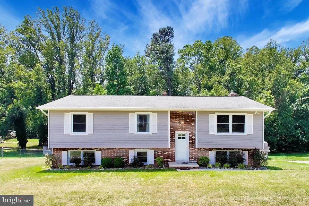 30075 Huntt Rd, Mechanicsville, MD 20659 - #1