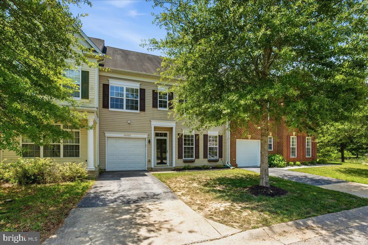 44024 Delphinium Dr, California, MD 20619 - #1
