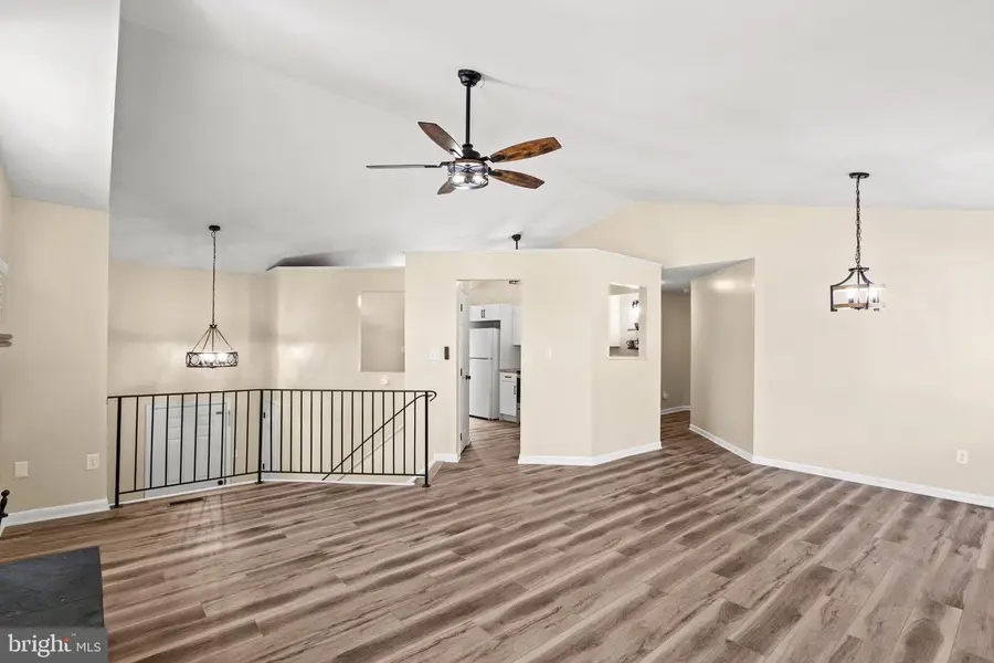 20859 Sandstone St, Lexington Park, MD 20653 - #3