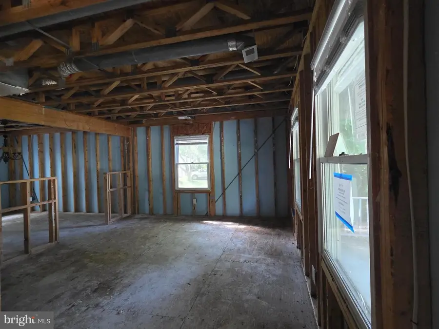 21301 Scarborough Dr, Lexington Park, MD 20653 - #3