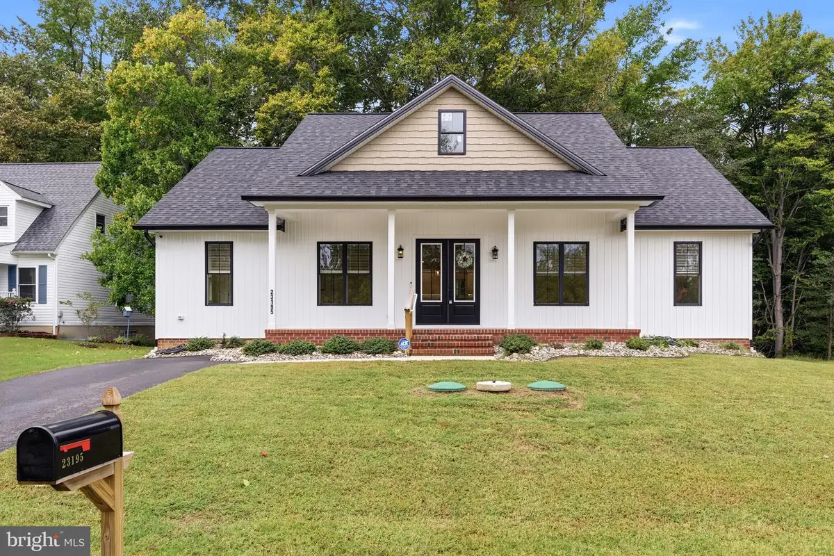 23195 Esperanza Dr, Lexington Park, MD 20653 - #1