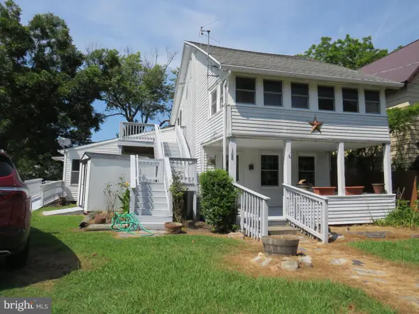 108 W Main St, CRISFIELD, MD 21817