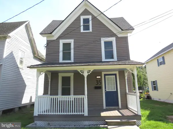 35 W Chesapeake Ave, CRISFIELD, MD 21817