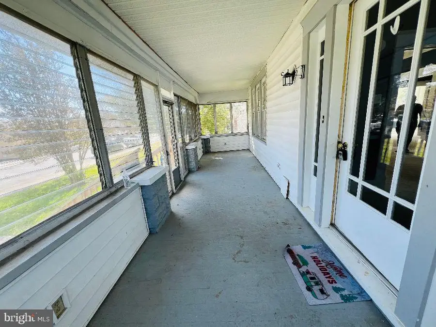 225 N N Somerset Ave, Crisfield, MD 21817 - Image #2