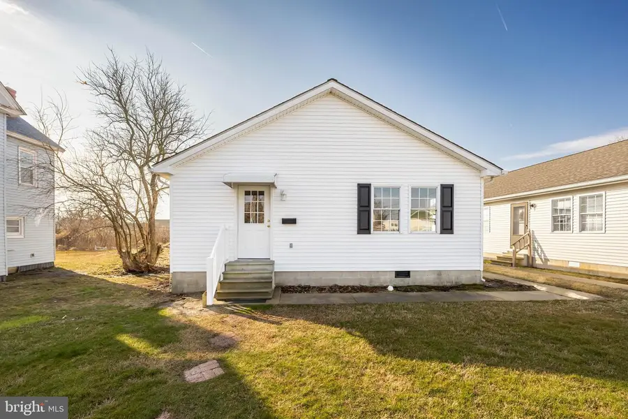 315 Broadway St, Crisfield, MD 21817 - #3