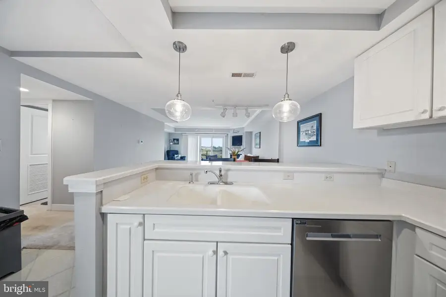 1 Dock St #203, Crisfield, MD 21817 - #3