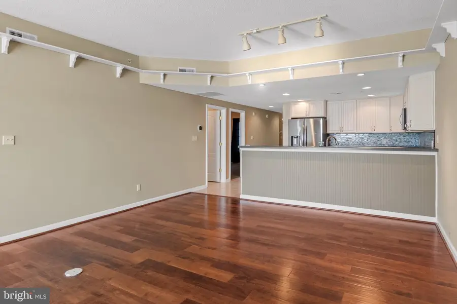 101 Williams St #303, Crisfield, MD 21817 - #3