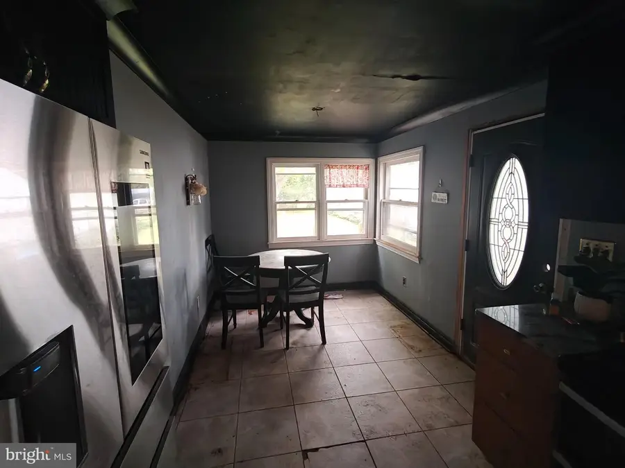 103 S Somerset Ave, Crisfield, MD 21817 - #3