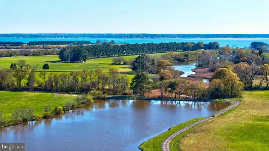 29245 Howell Point Rd, Trappe, MD 21673 - Image #2