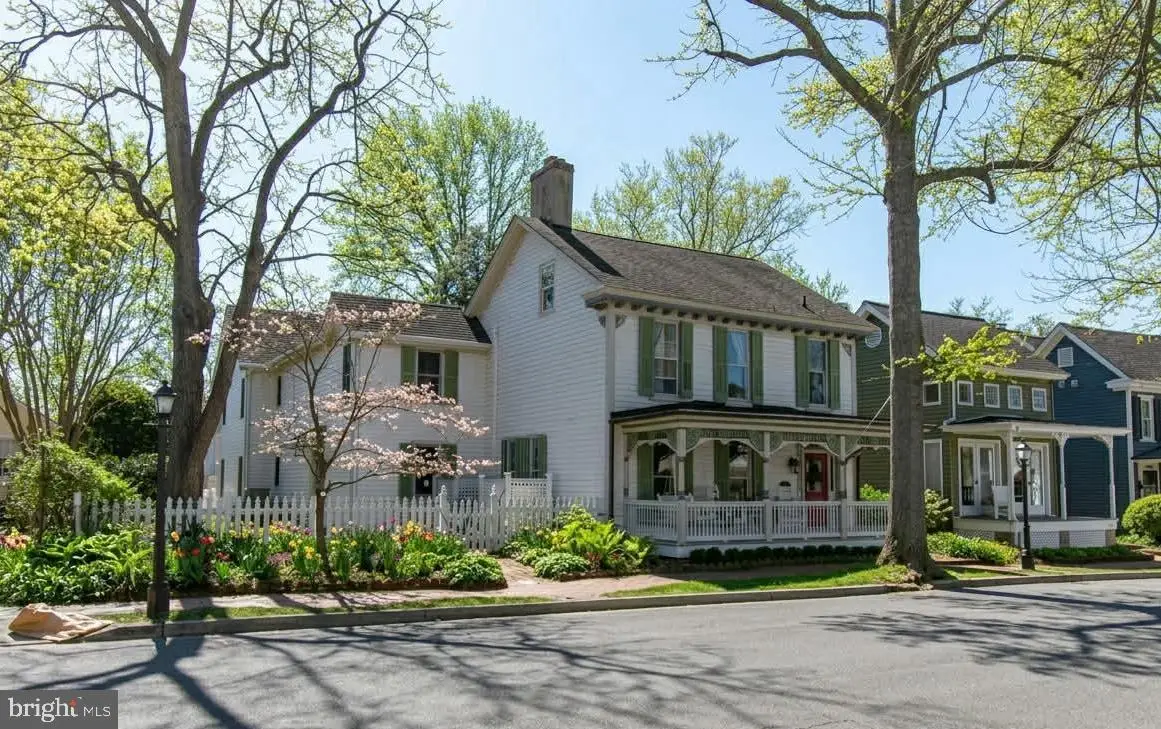 114 W Chestnut St, Saint Michaels, MD 21663 - #1