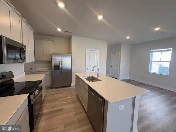 1684 Lake Placid Dr, TRAPPE, MD 21673