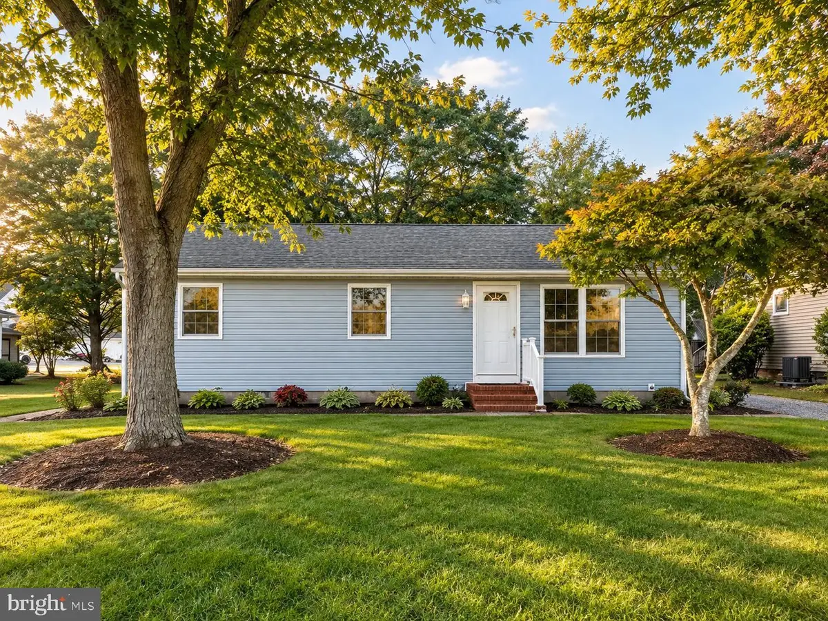 4072 Main St, Trappe, MD 21673 - #1