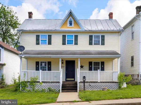 104 W High St W, HANCOCK, MD 21750