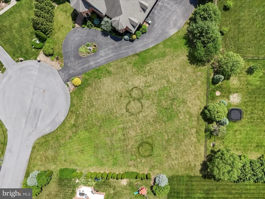 20505 Shaheen Ln, Hagerstown, MD 21742 - Image #2