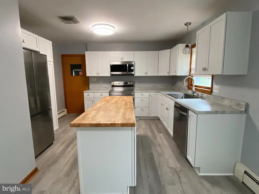 13343 Keener Rd, Hagerstown, MD 21742 - Image #3