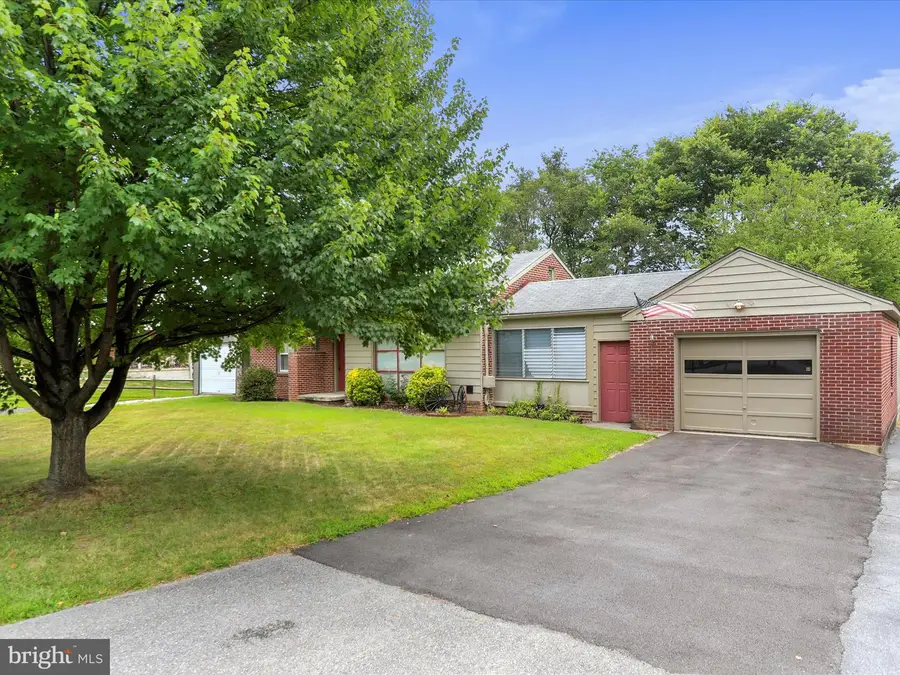 13517 Paradise Church Rd, Hagerstown, MD 21742 - Image #2