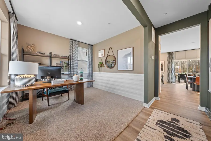 651 Armstrong Ave, Hagerstown, MD 21740 - Image #2