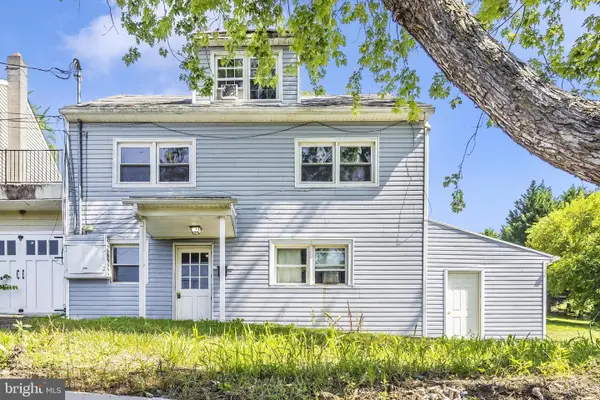 214 Jackson St, HANCOCK, MD 21750