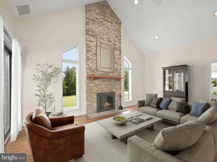 10642 Hershey Dr, Williamsport, MD 21795 - Image #3