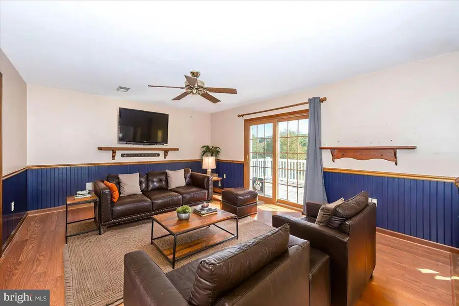 4 Shifflett Pl, Smithsburg, MD 21783 - Image #3