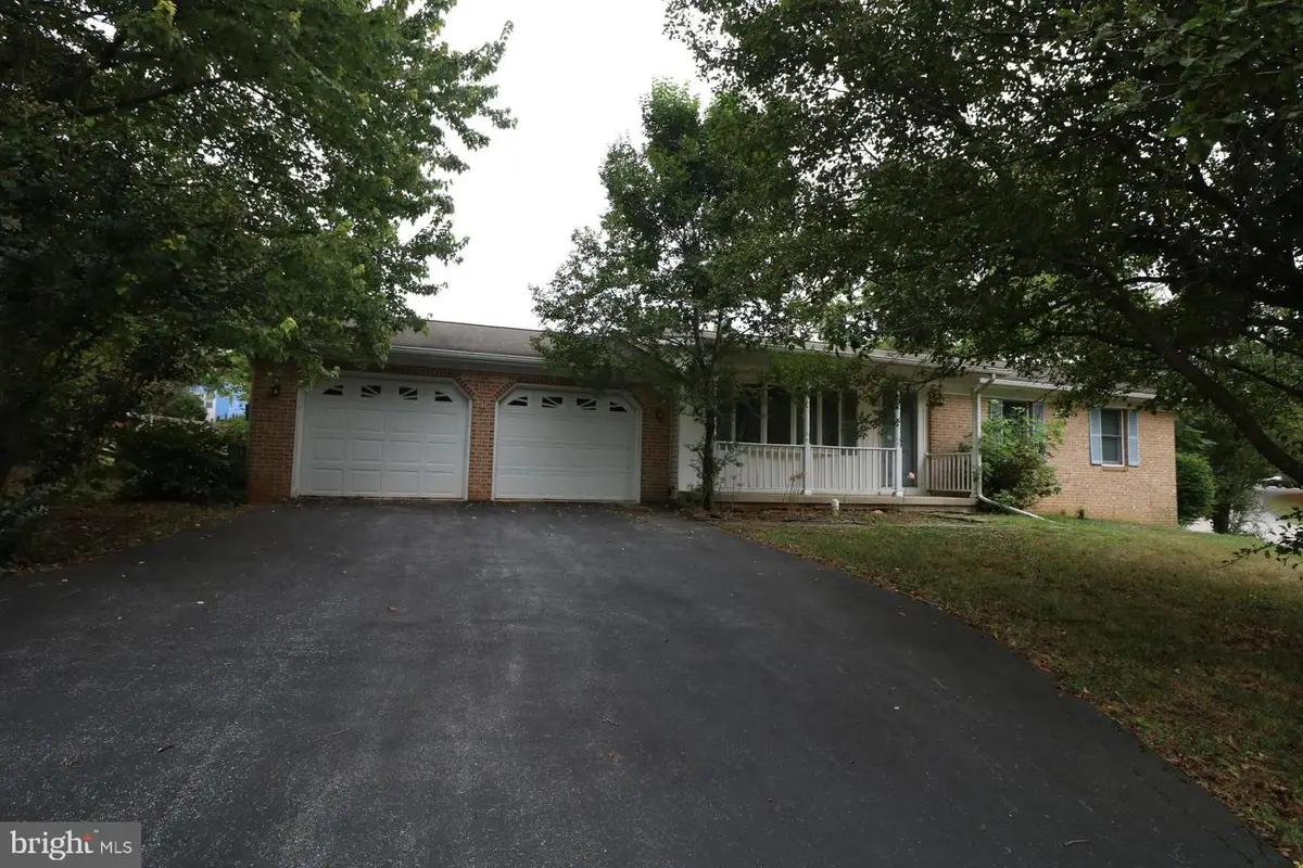 6 Mallard Ln, Keedysville, MD 21756 - Image #1