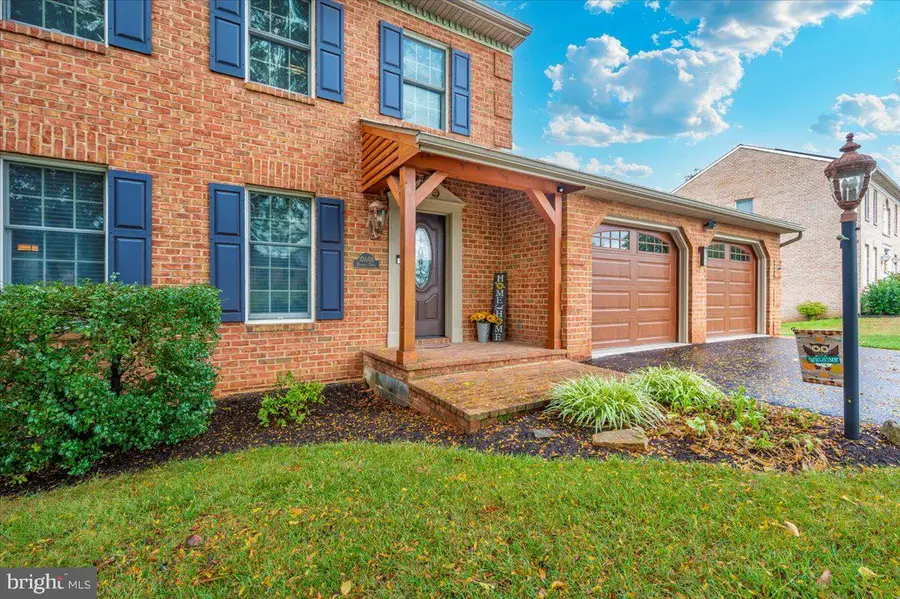 10608 Hershey Dr, Williamsport, MD 21795 - Image #2