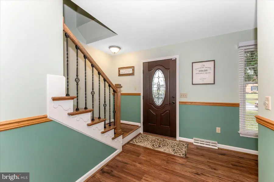 10608 Hershey Dr, Williamsport, MD 21795 - Image #3